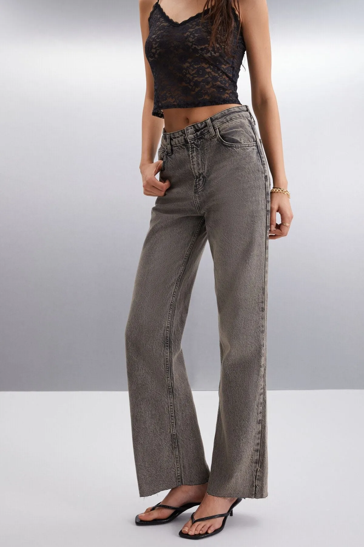 Alkıda Women Denim Wide Leg Gray bleach 100 %cotton jeans anthracite jeans